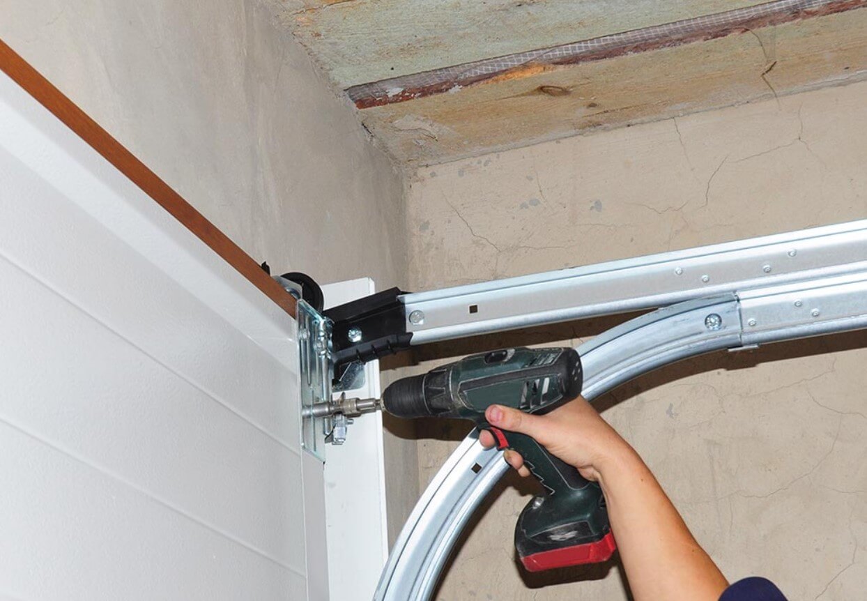 Garage Door Repair Near Me