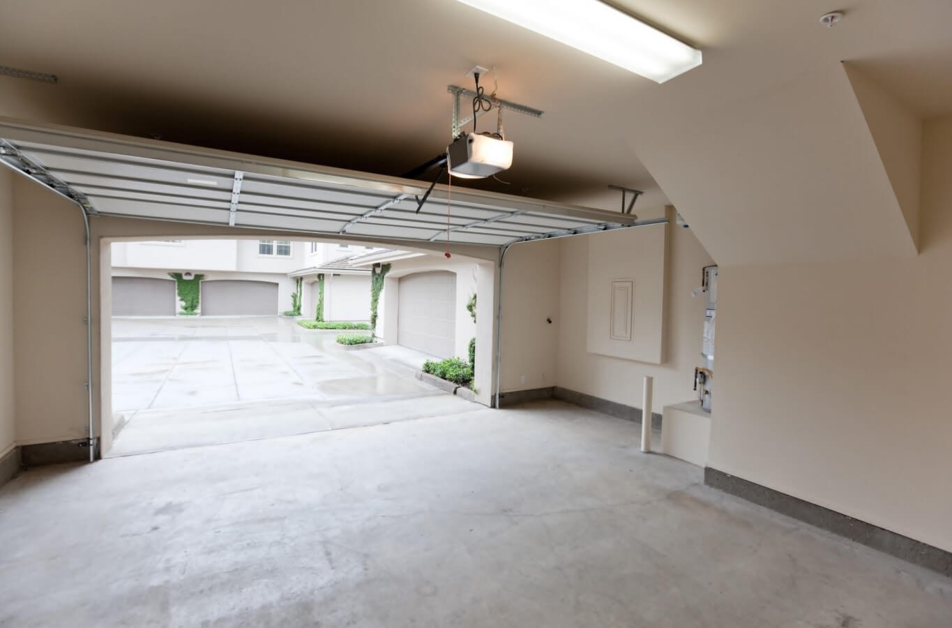 Tampa Garage Door Service